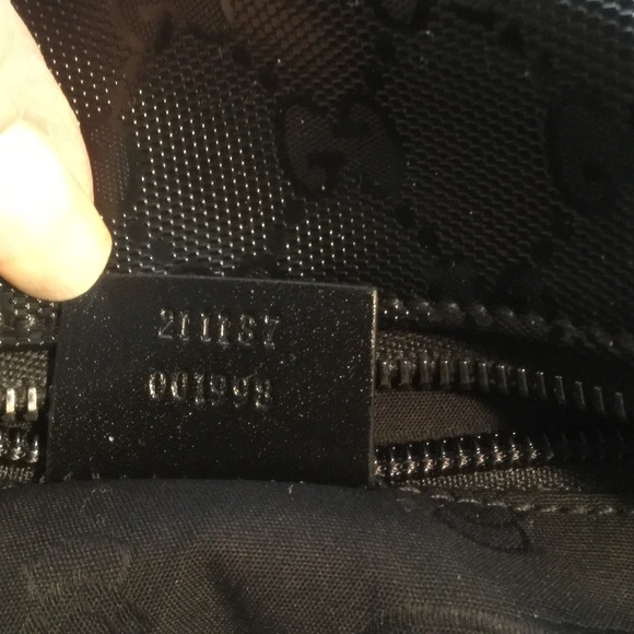 SOLD 🎉HP 🎉 BRAND NEW 100% AUTHENTIC GUCCI TOTE - Picture 2 of 4