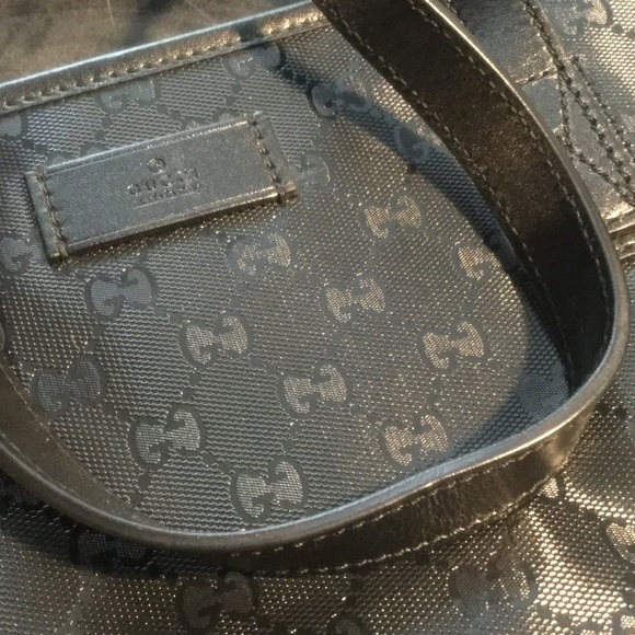 SOLD 🎉HP 🎉 BRAND NEW 100% AUTHENTIC GUCCI TOTE - Picture 4 of 4