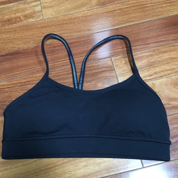 Lululemon flow y bra size 4 black