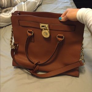 Used authentic Hamilton Michael kors bag!