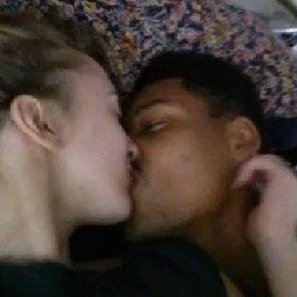 Meet your Posher, Lucy