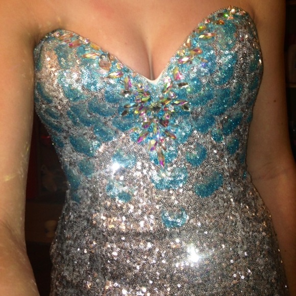 Mac Duggal Prom Dress with Removable Skirt - Picture 2 of 4