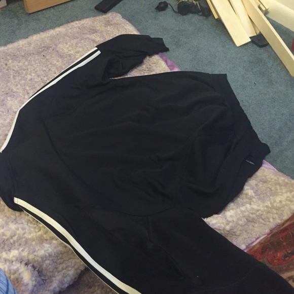 Adidas jacket - Picture 3 of 3