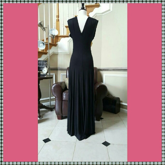 Knotted Plunge Maxi Dress - Picture 4 of 4