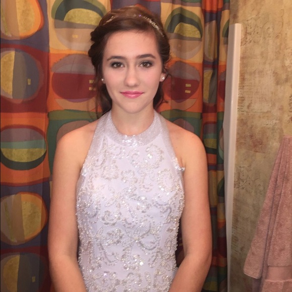 Prom dress - Picture 2 of 2