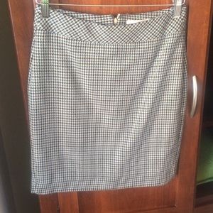 Banana Republic Skirt.  Size 2
