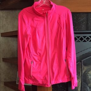 👑 ONE HOUR SALE 💁🏽Pink zip up jacket