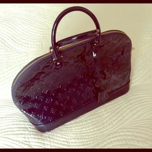 Louis Vuitton Alma PM Monogram Vernis leather