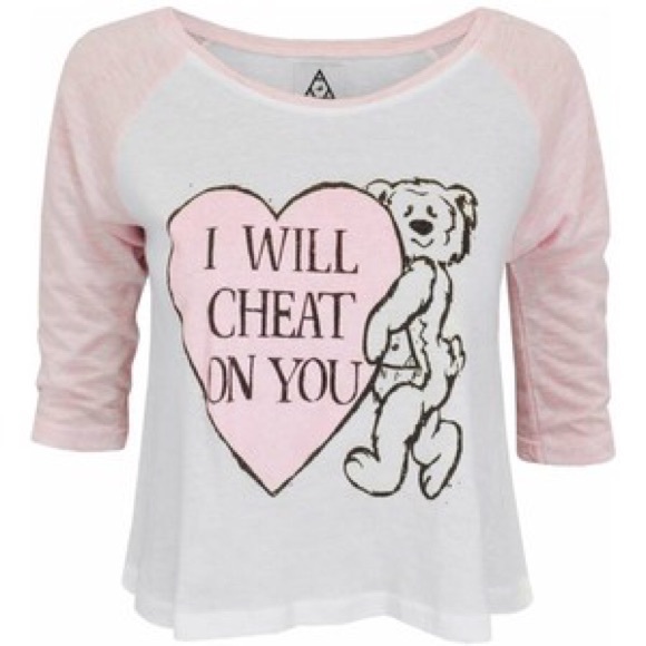 LOOKING FOR THIS SHIRT!!! I WILL PAY A LOT