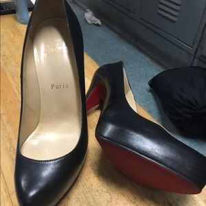 Christian Loubs/Jimmy Choos/Valentinos