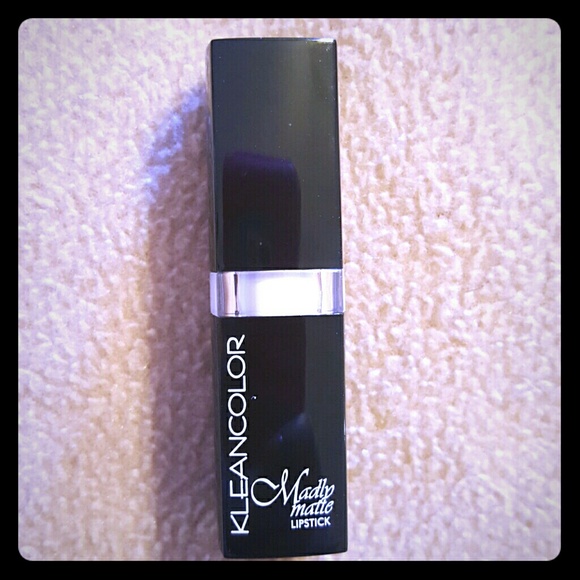 Matte Lipstick! Want MATTE? GET MATTE!