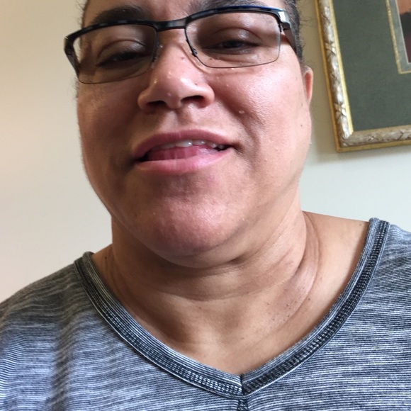 Meet your Posher, Beverly - Picture 2 of 2