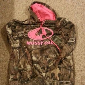 Mossey Oak Camouflage women's hoody.