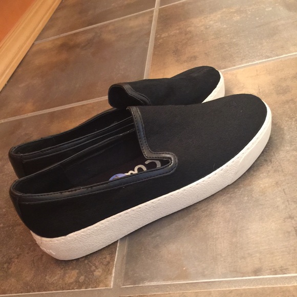 Sam Edelman Becker sneaker.