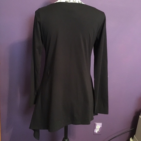 Asymmetrical bold print tunic - Picture 3 of 3