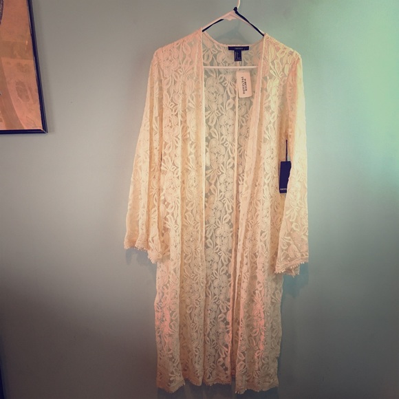 Bell sleeve lace cover up