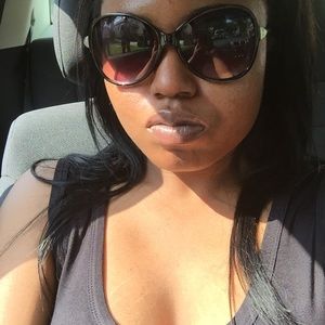 Meet your Posher, Tasha