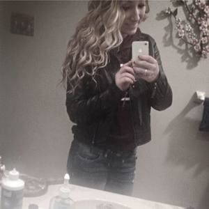 Meet your Posher, Kira