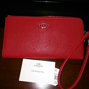 AUTHENTIC COACH WRISLET!!