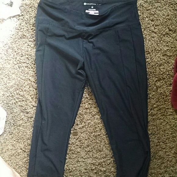 Workout capri leggings