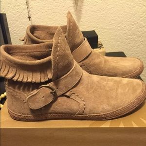 Ugg Amely Booties