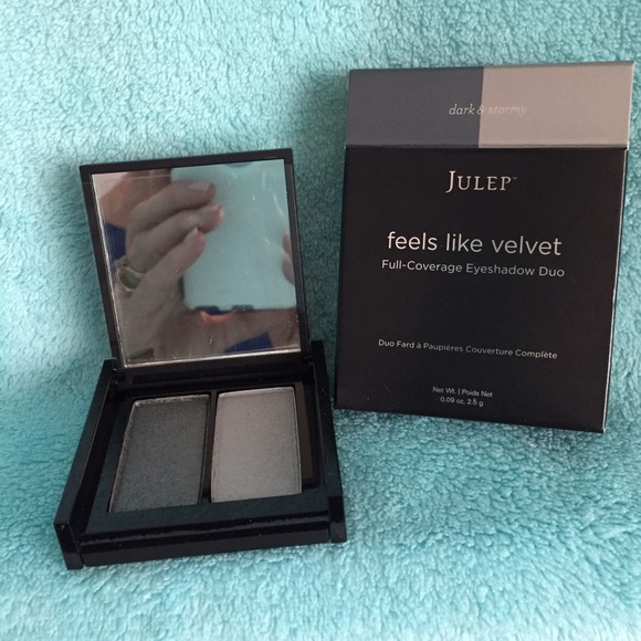 Julep eyeshadow duo.