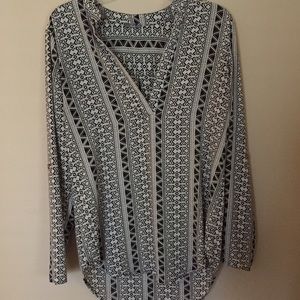 Black & White Aztec Print Blouse