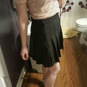 American Apparel Black Tennis Skirt