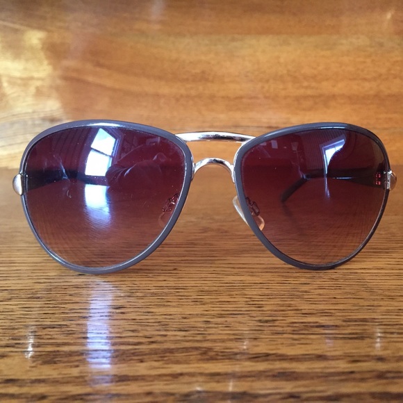 Steve Madden Aviator Sunglasses