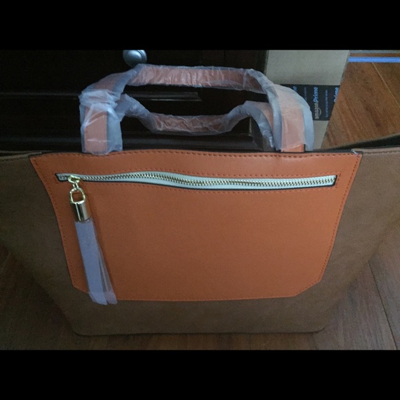 NEIMAN MARCUS TOTE