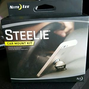 Steelie Phone Mount Kit NWT