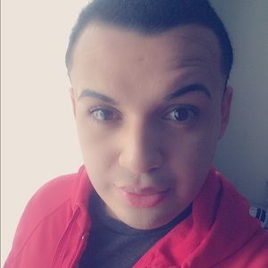 Meet your Posher, Rene