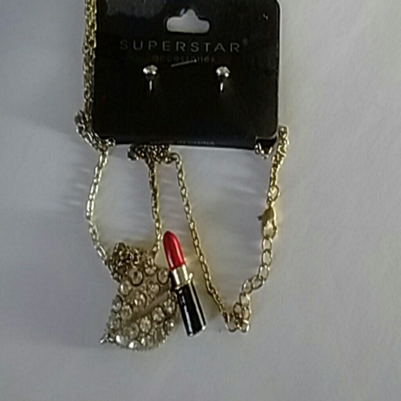 SOLD Luscious Lips BNWOT - Picture 4 of 4