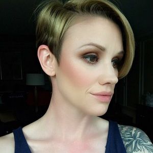 Meet your Posher, Katherine