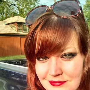 Meet your Posher, Vickie