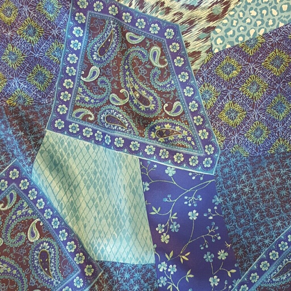 Blue Printed Skirt - Picture 3 of 4