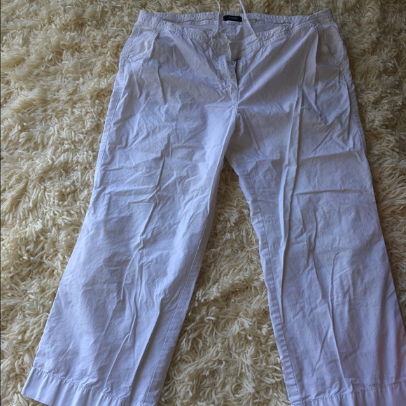 J.Crew white capris pant.