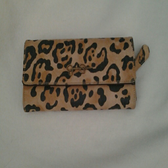 Jessica simpson wallet