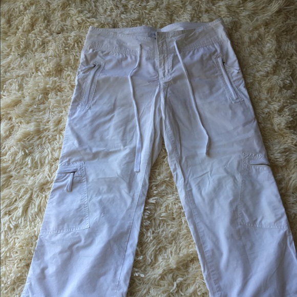 Calvin Klein White capris