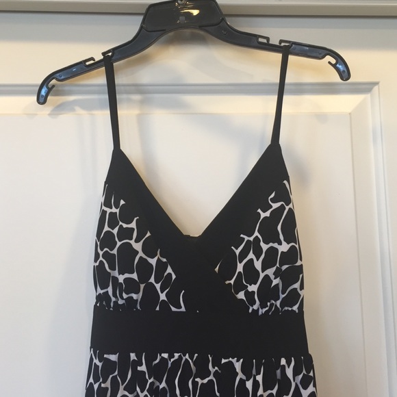 Black/white spaghetti strap maxi - Picture 2 of 2