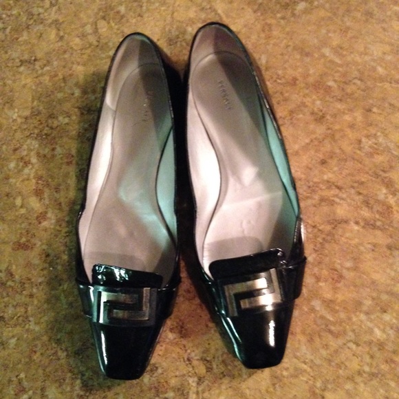 Black Leather Loafers 🌹
