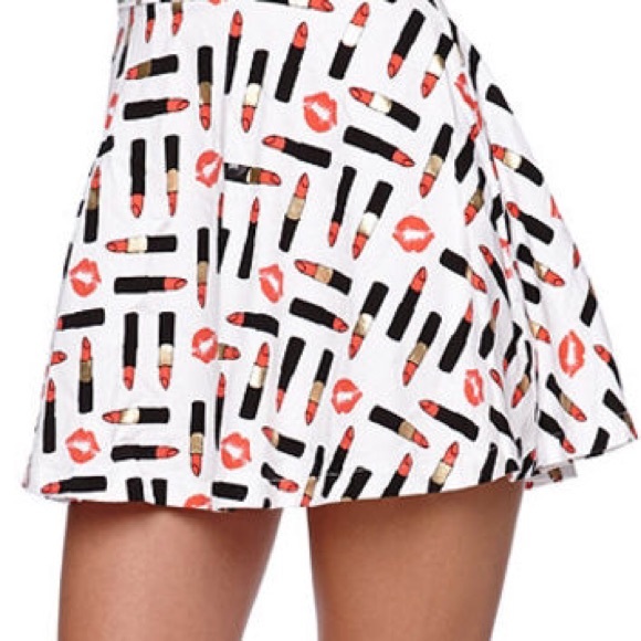 SOLD Kendall & Kylie Lipstick Skirt - Picture 2 of 2
