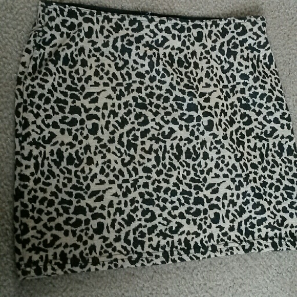 Leopard Print Bodycon Skirt