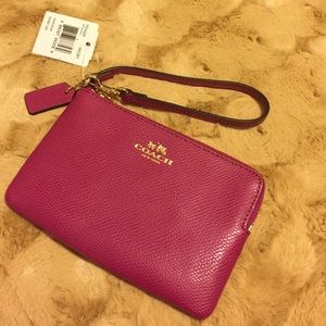👛 New Coach Wristlet - final discount