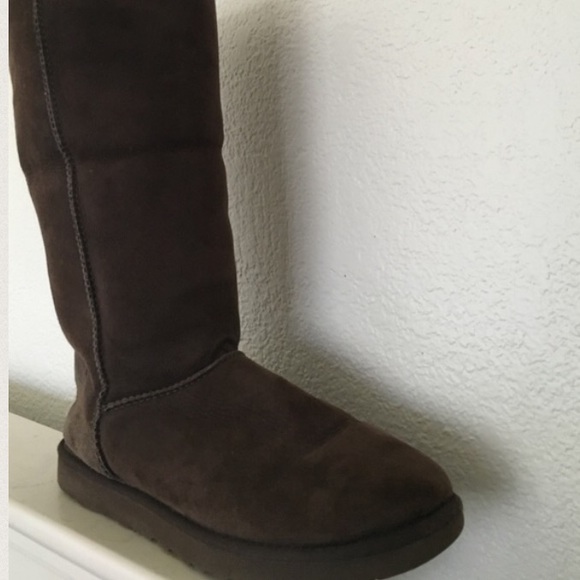 Authentic tall chocolate brown UGGs