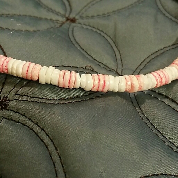 Basic Necklace - Picture 2 of 3