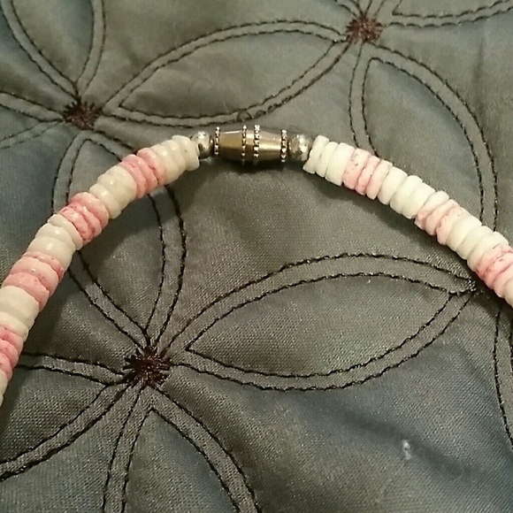 Basic Necklace - Picture 3 of 3