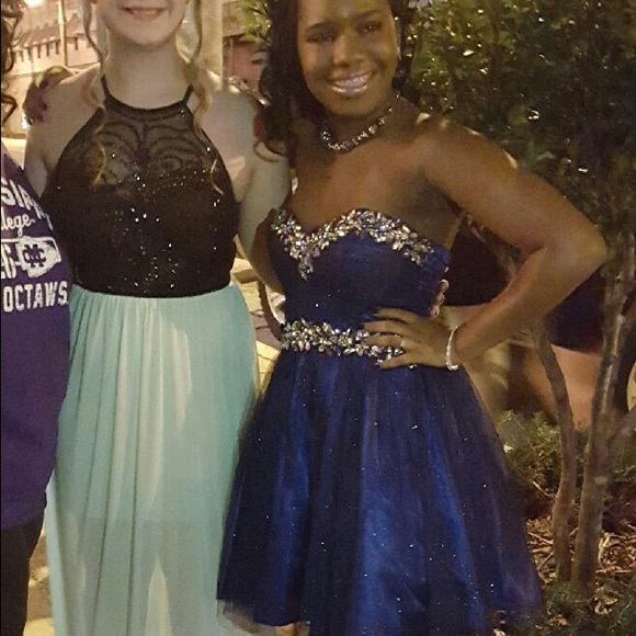 Dresses & Skirts - DARK BLUE SHORT FORMAL DRESS