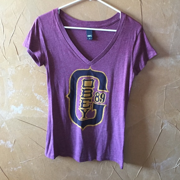 Heather Maroon V-neck Obey Tee