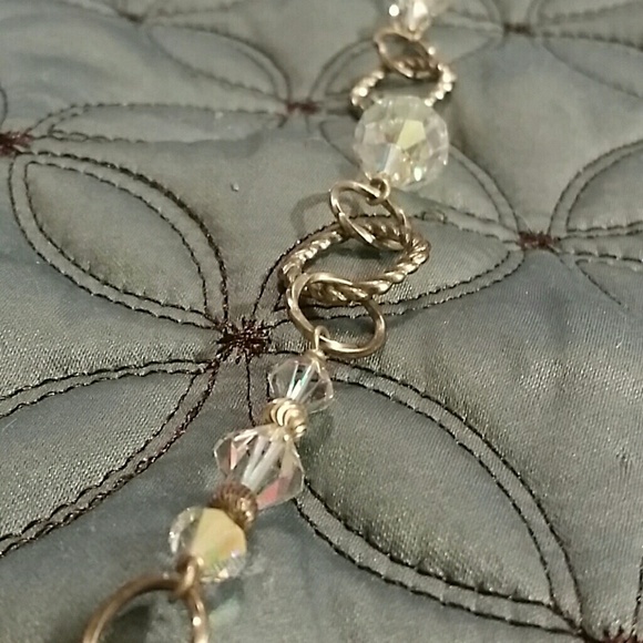 Basic Necklace - Picture 2 of 3